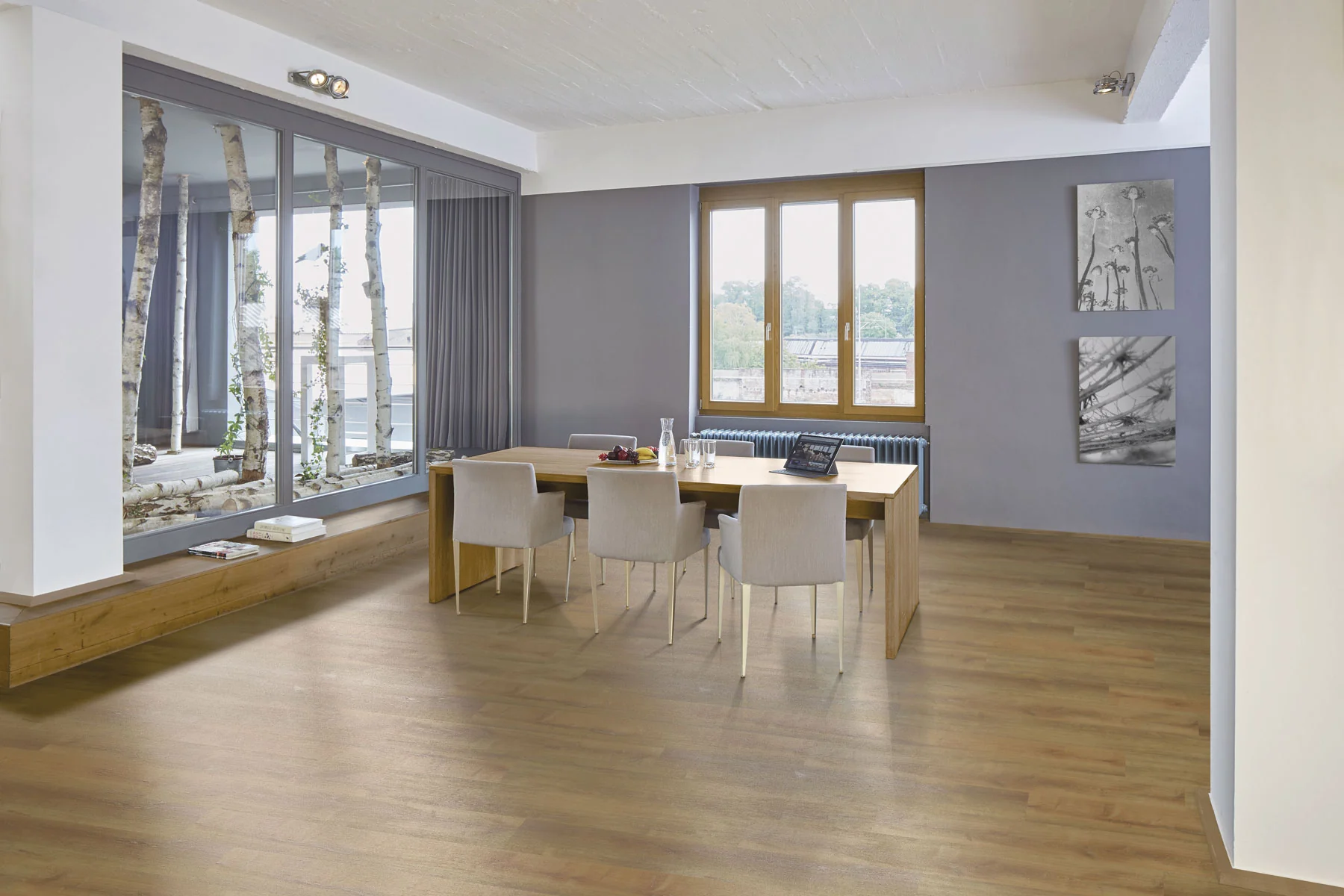 Residential Colonial Oak Light en un ambiente